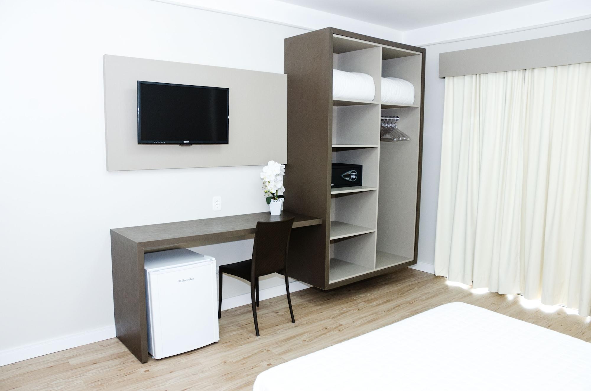 San Marino Cassino Hotel บัลเนอาริโอ กังโบริว ภายนอก รูปภาพ
