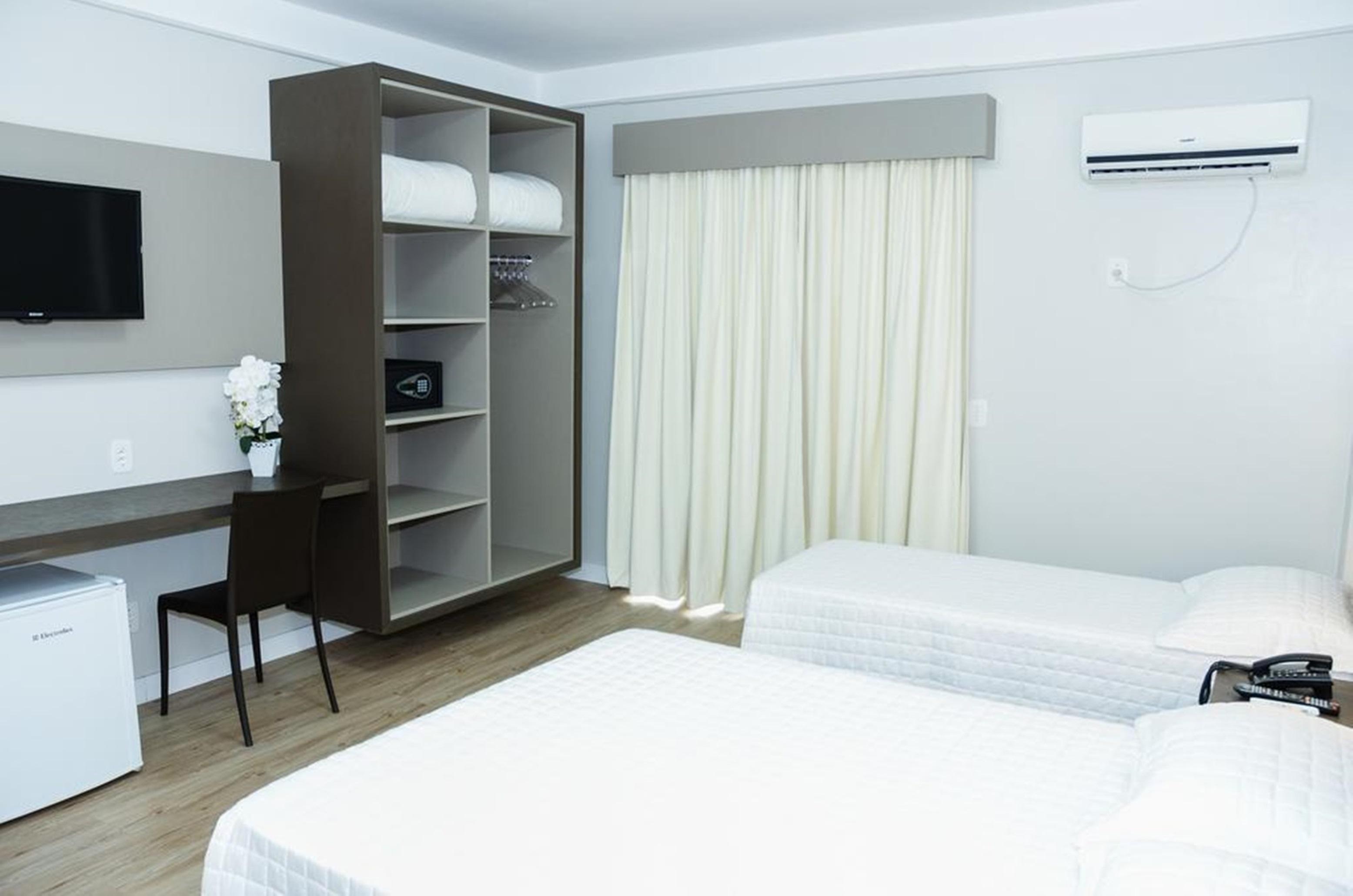 San Marino Cassino Hotel บัลเนอาริโอ กังโบริว ภายนอก รูปภาพ