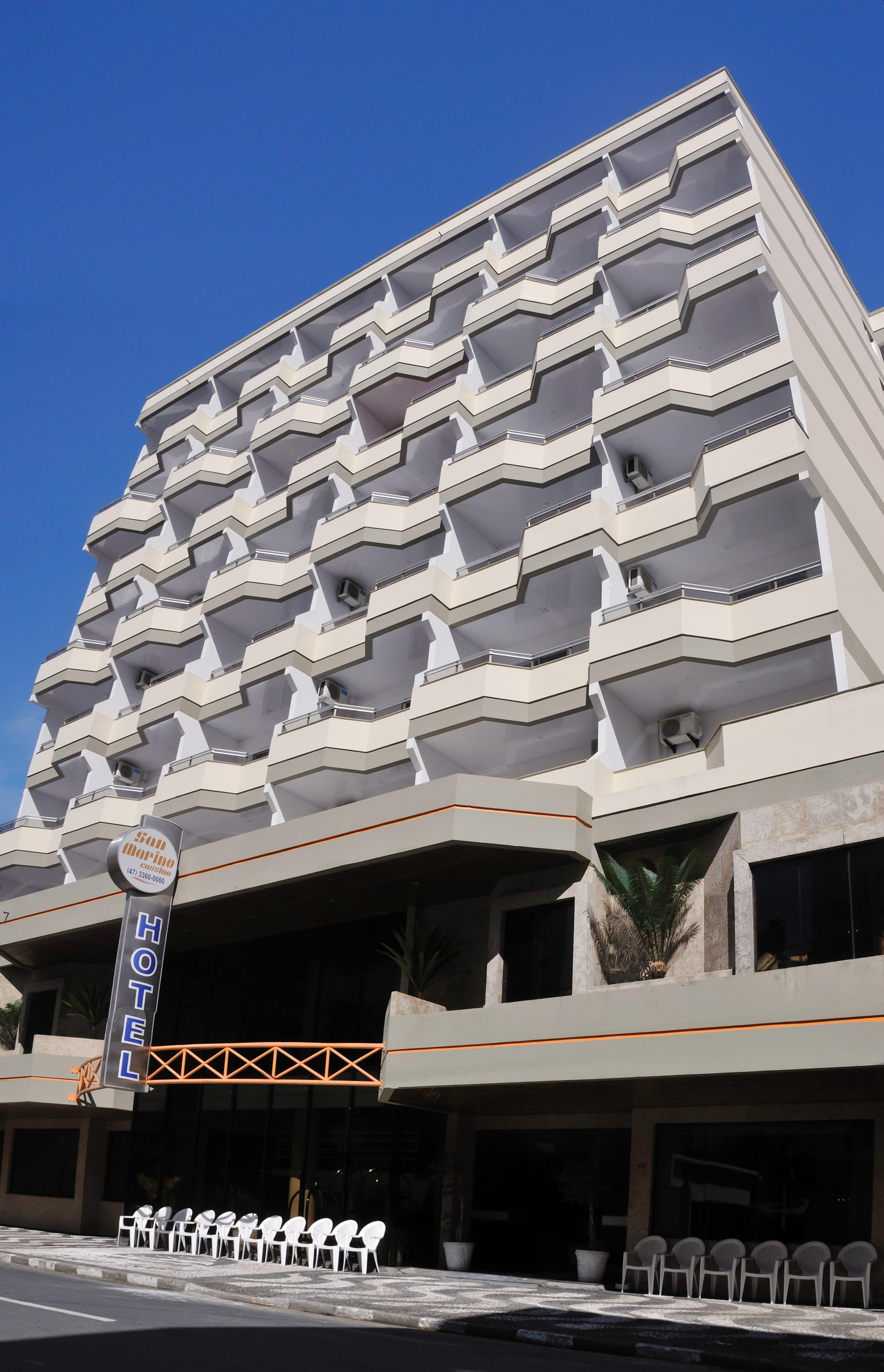 San Marino Cassino Hotel บัลเนอาริโอ กังโบริว ภายนอก รูปภาพ