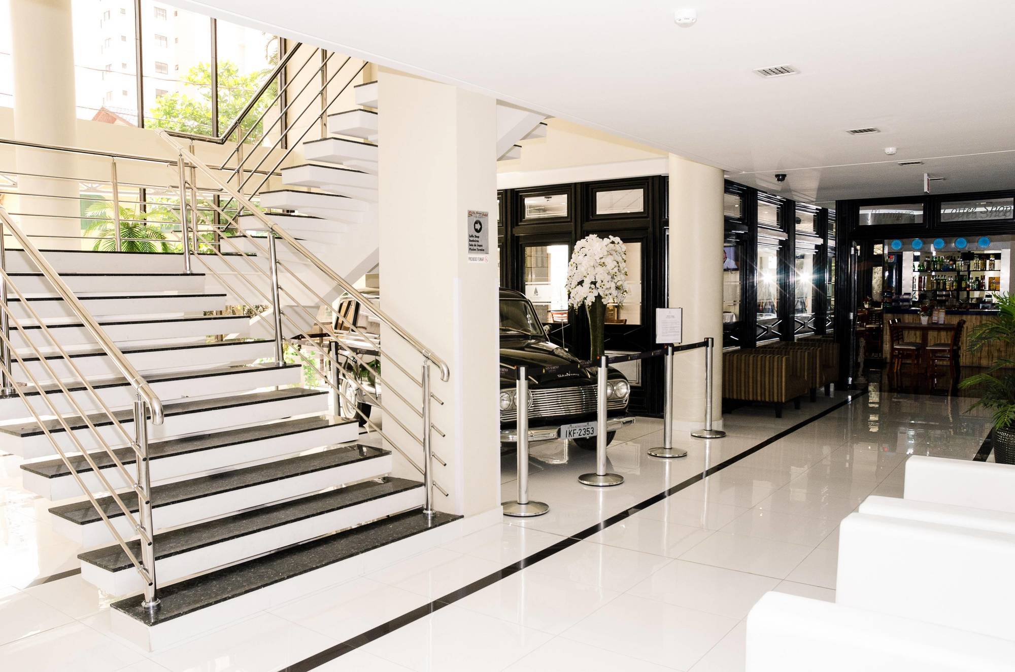 San Marino Cassino Hotel บัลเนอาริโอ กังโบริว ภายนอก รูปภาพ