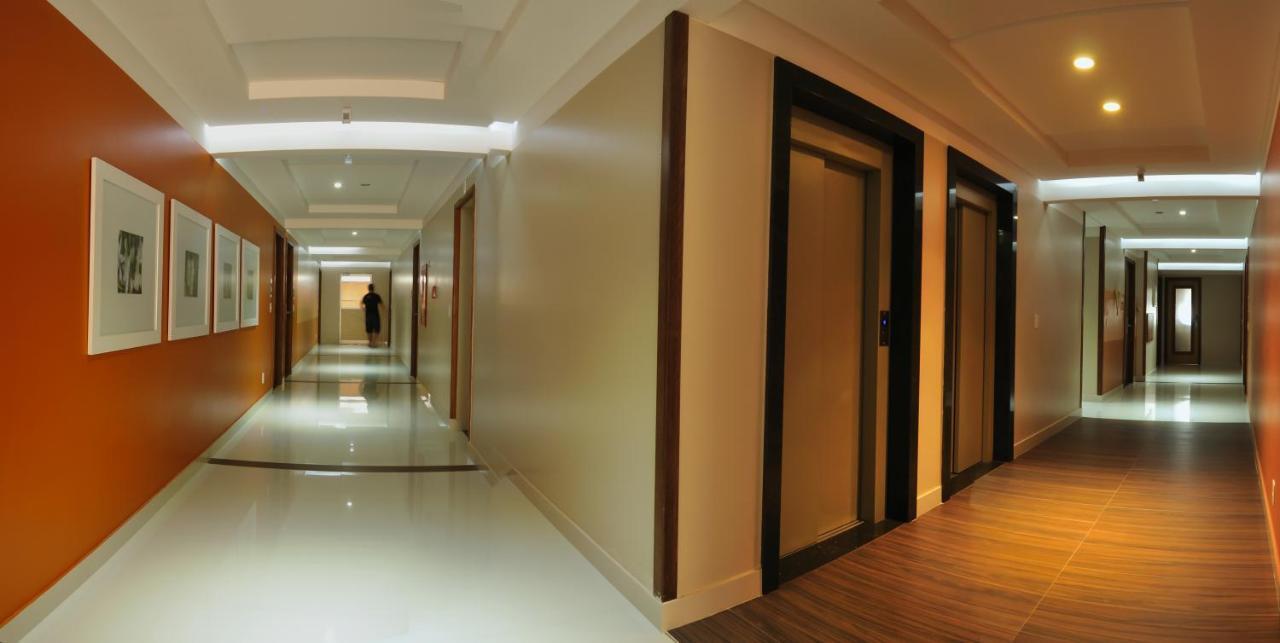 San Marino Cassino Hotel บัลเนอาริโอ กังโบริว ภายนอก รูปภาพ